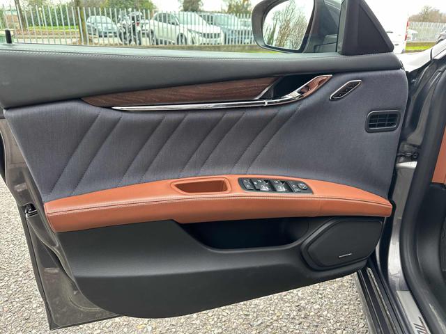 MASERATI QUATTROPORTE V6 S Q4 GRANLUSSO "INTERNI ZEGNA - foto 27