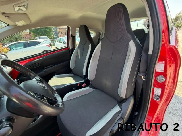 TOYOTA AYGO 1.0 VVT-I 69 CV 3 PORTE X-CLUSIV - foto 21