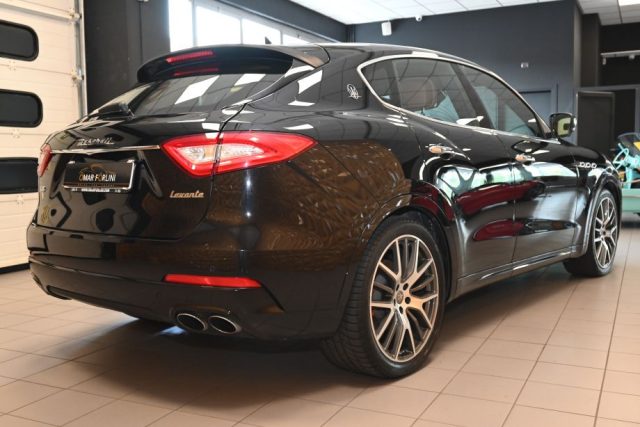MASERATI LEVANTE 3.0 V6 TWINTURBO AWD GRANSPORT Q - foto 3