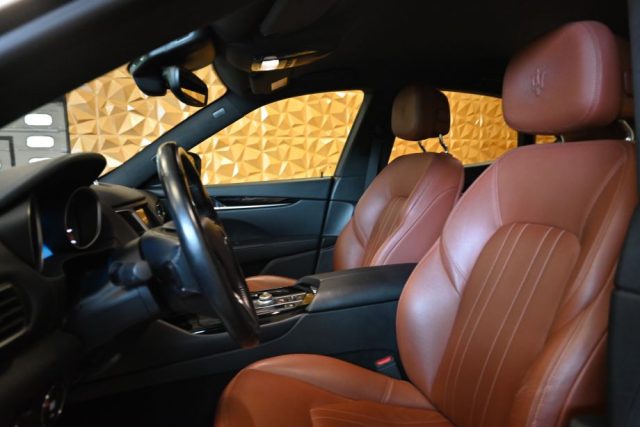 MASERATI LEVANTE 3.0 V6 TWINTURBO AWD GRANSPORT Q - foto 27