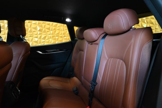 MASERATI LEVANTE 3.0 V6 TWINTURBO AWD GRANSPORT Q - foto 31