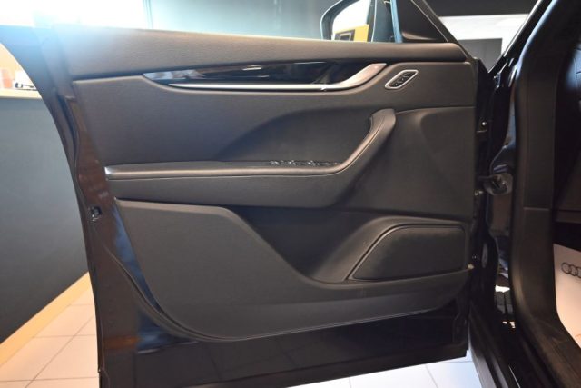 MASERATI LEVANTE 3.0 V6 TWINTURBO AWD GRANSPORT Q - foto 43