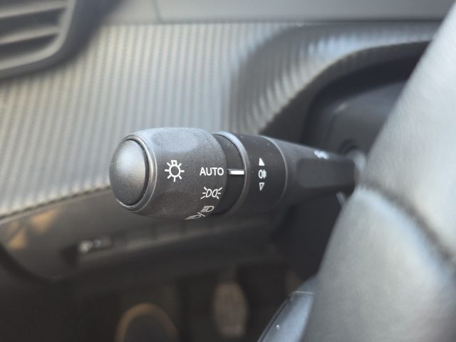 PEUGEOT 208 5 PORTE 1200 BZ 100CV ALLURE - foto 17