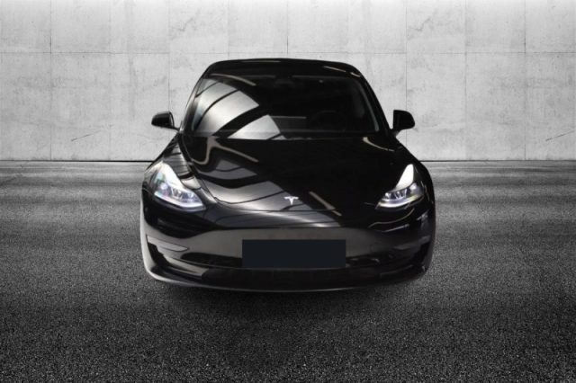 TESLA MODEL 3 LONG RANGE AWD PERFORMANCE - foto 2
