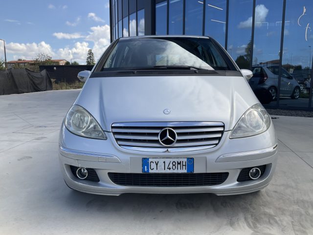 MERCEDES-BENZ A 200 CDI ELEGANCE - foto 2