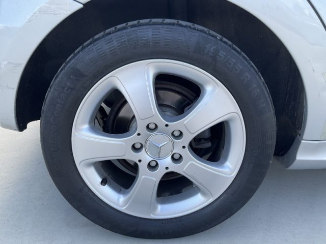 MERCEDES-BENZ A 200 CDI ELEGANCE - foto 7