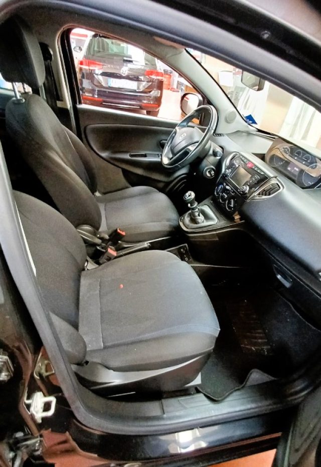 LANCIA YPSILON 1.2 69 CV  ECOCHIC  HYBRID - foto 6