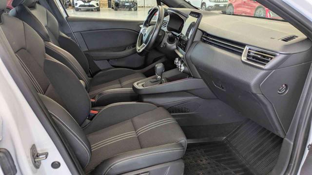 RENAULT CLIO FULL HYBRID E-TECH 145 CV 5 PORT - foto 13