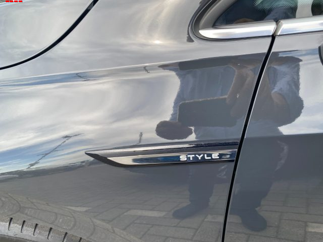VOLKSWAGEN GOLF VARIANT 2.0 TDI 150 CV DSG SCR STYLE - foto 12