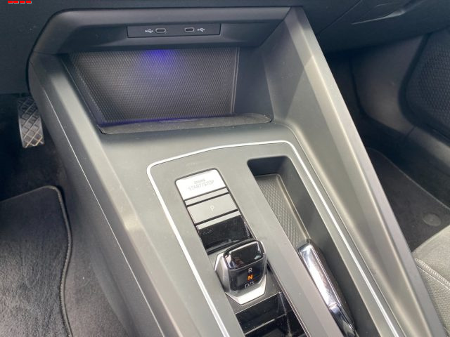 VOLKSWAGEN GOLF VARIANT 2.0 TDI 150 CV DSG SCR STYLE - foto 11
