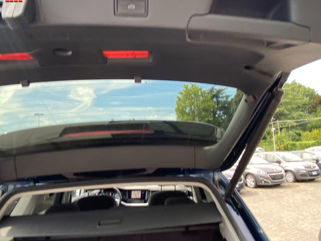 VOLKSWAGEN TOUAREG 3.0 V6 TDI 286 CV SCR ELEGANCE - foto 8