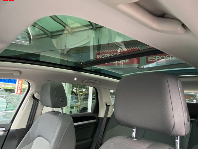 VOLKSWAGEN TOUAREG 3.0 V6 TDI 286 CV SCR ELEGANCE - foto 15