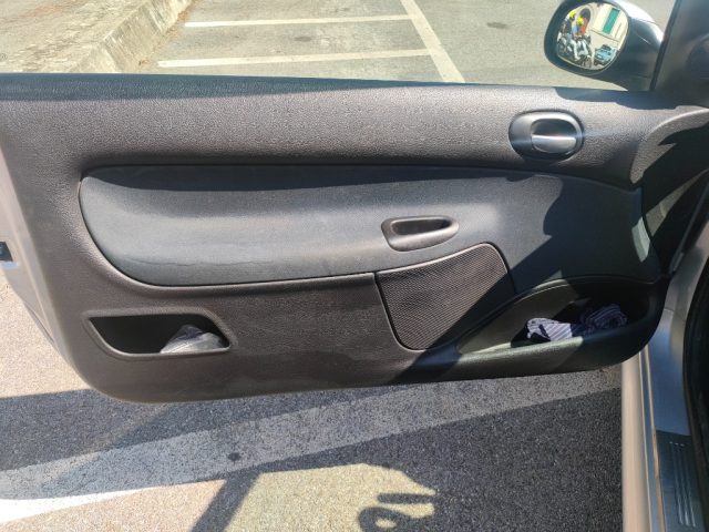 PEUGEOT 206 1.6 16V CC ENFANT TERRIBLE - foto 12