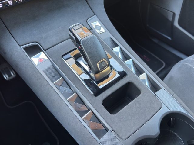 DS AUTOMOBILES DS 7 PERFORMANCE LINE 130 CV AUTOMATI - foto 25