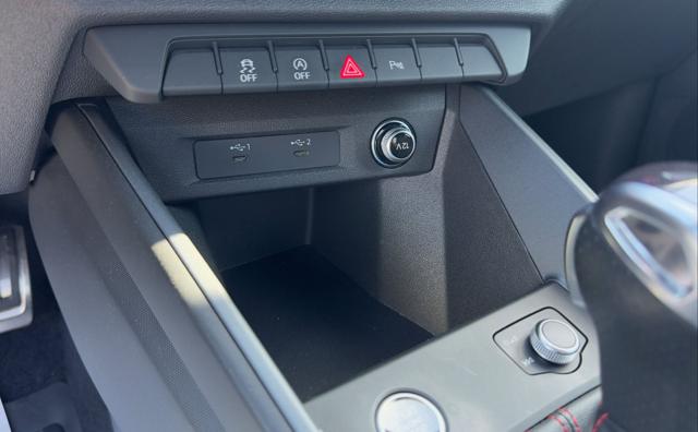 AUDI A1 SPB 35 TFSI S TRONIC S LINE EDIT - foto 16