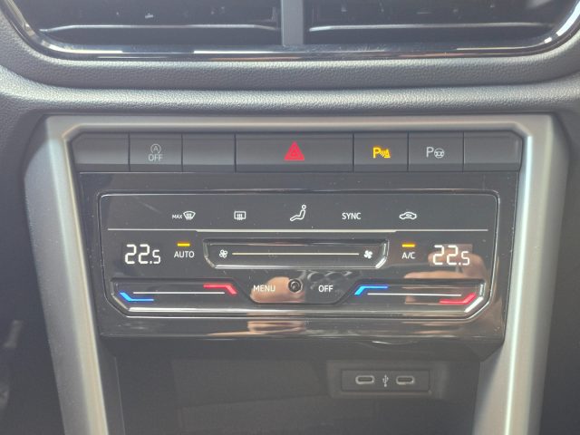 VOLKSWAGEN T-ROC 1.0 TSI IQ LIGHT LED PERFORMANCE - foto 31