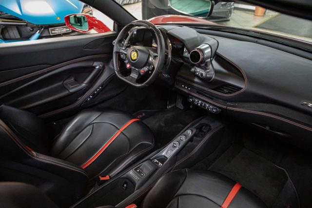 FERRARI F8 SPIDER LIFT|CARBON+LEDS|HI-FI PR - foto 10