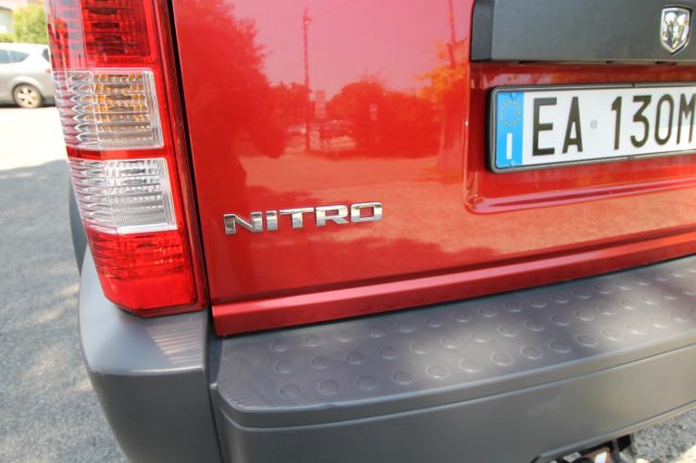 DODGE NITRO 2.8 CRD DPF 4WD GANCIOTRAINO - foto 27