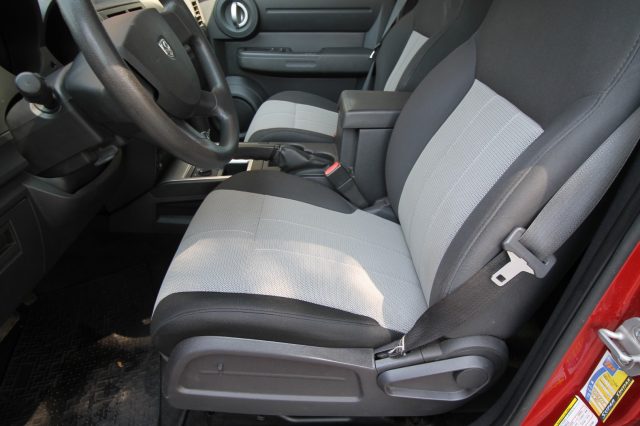 DODGE NITRO 2.8 CRD DPF 4WD GANCIOTRAINO - foto 12