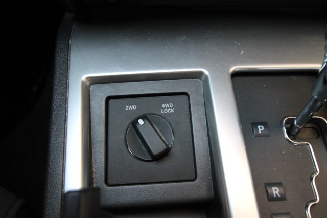 DODGE NITRO 2.8 CRD DPF 4WD GANCIOTRAINO - foto 19