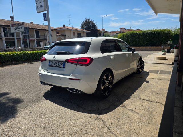 MERCEDES-BENZ A 200 D AUTOMATIC LED AMBIENT 64 MBUX  - foto 11