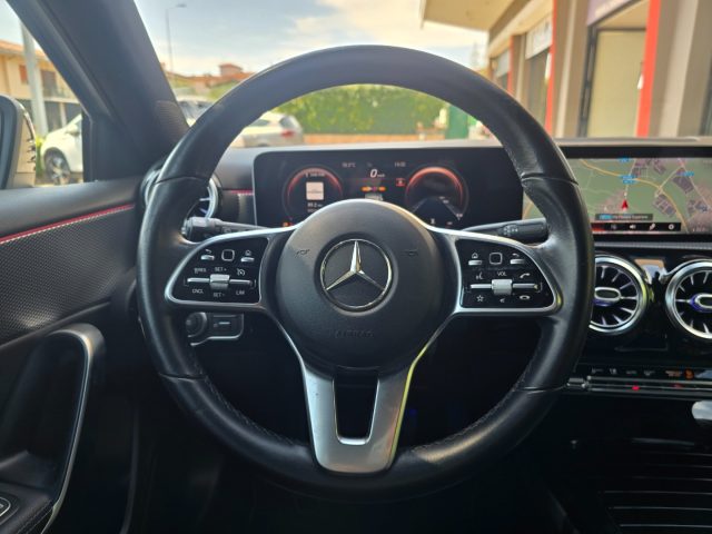 MERCEDES-BENZ A 200 D AUTOMATIC LED AMBIENT 64 MBUX  - foto 34