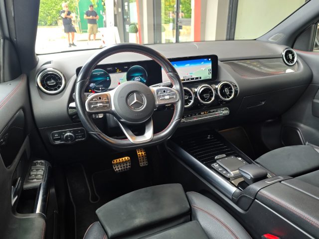 MERCEDES-BENZ GLA 200 D AUTOMATIC PREMIUM AMG LINE 19