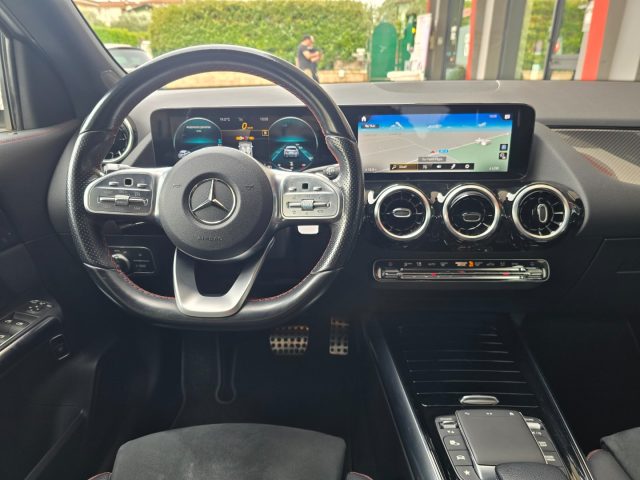 MERCEDES-BENZ GLA 200 D AUTOMATIC PREMIUM AMG LINE 19
