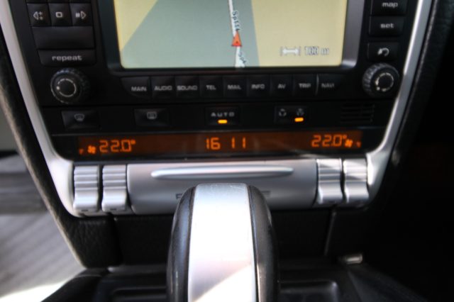 PORSCHE CAYENNE 3.2 V6 CAT - foto 21