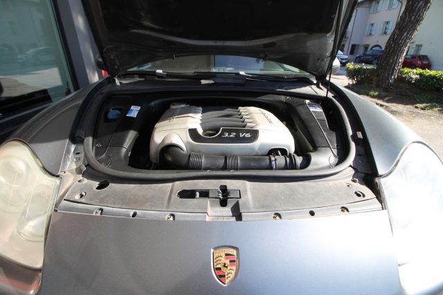 PORSCHE CAYENNE 3.2 V6 CAT - foto 33