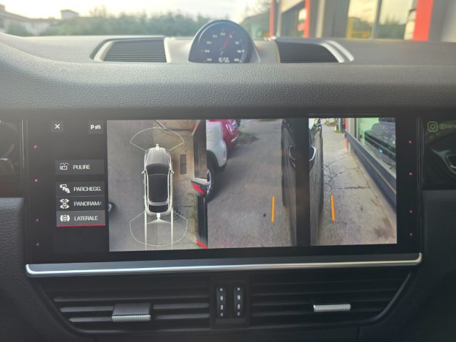 PORSCHE CAYENNE COUPÉ 3.0 V6 PANORAMA 22