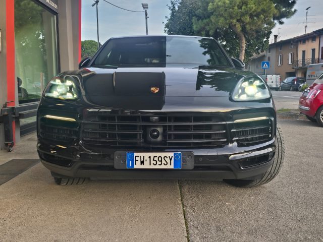 PORSCHE CAYENNE COUPÉ 3.0 V6 PANORAMA 22