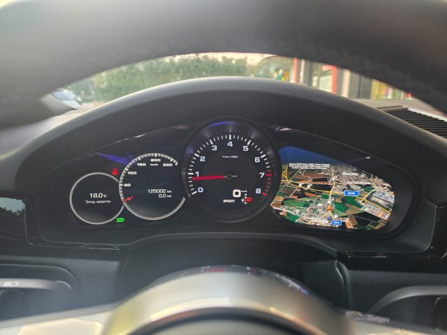 PORSCHE CAYENNE COUPÉ 3.0 V6 PANORAMA 22