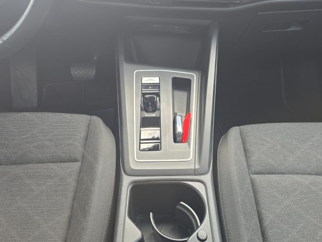 VOLKSWAGEN GOLF VARIANT 2.0 TDI 150CV DSG UNIPROPIET NAV - foto 29