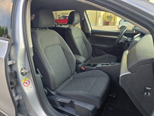 VOLKSWAGEN GOLF VARIANT 2.0 TDI 150CV DSG UNIPROPIET NAV - foto 12