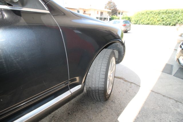 VOLKSWAGEN TOUAREG 3.0 V6 TDI DPF TIPTRONIC EXCLUSI - foto 32