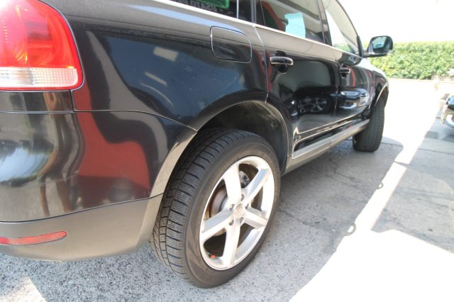 VOLKSWAGEN TOUAREG 3.0 V6 TDI DPF TIPTRONIC EXCLUSI - foto 31