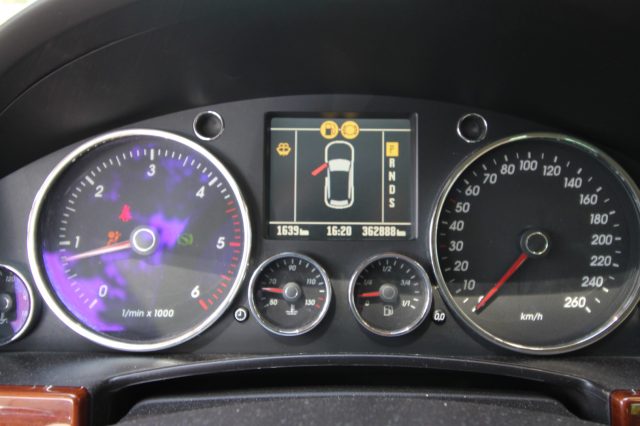 VOLKSWAGEN TOUAREG 3.0 V6 TDI DPF TIPTRONIC EXCLUSI - foto 15