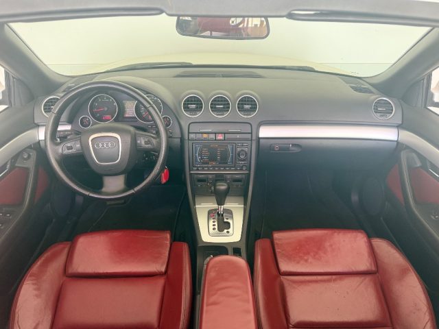 AUDI A4 CABRIOLET 2.0 16V TFSI MULTITRON - foto 12