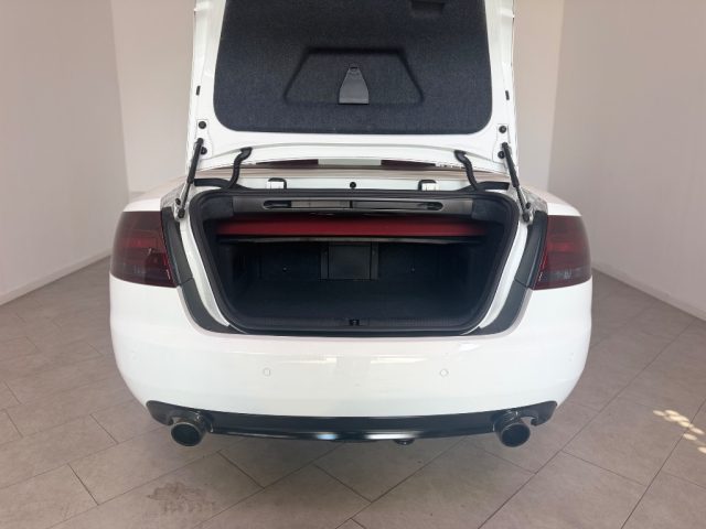 AUDI A4 CABRIOLET 2.0 16V TFSI MULTITRON - foto 13