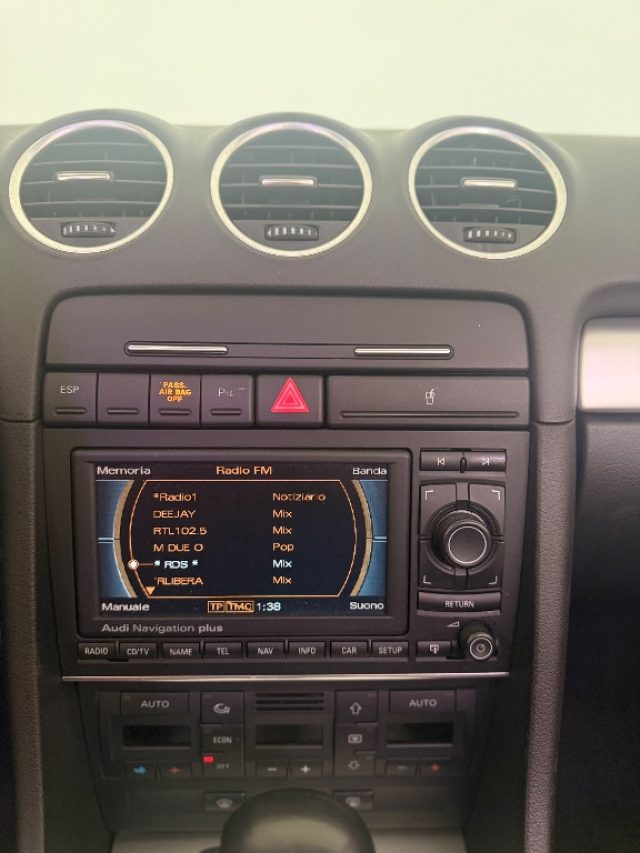 AUDI A4 CABRIOLET 2.0 16V TFSI MULTITRON - foto 17
