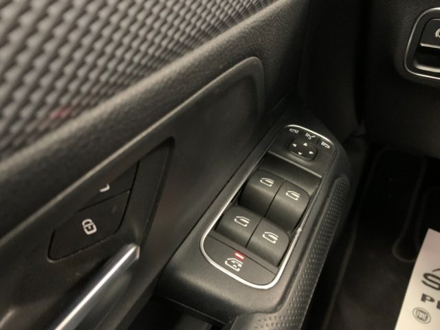 MERCEDES-BENZ GLA 180 D AUTOMATICO SPORT PLUS - foto 48