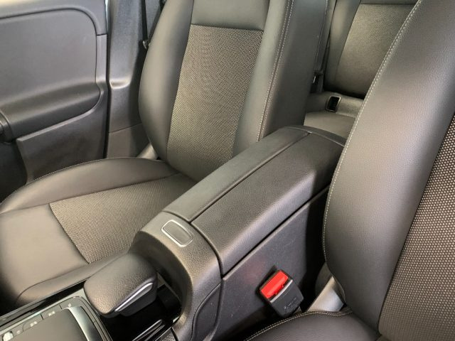 MERCEDES-BENZ GLA 180 D AUTOMATICO SPORT PLUS - foto 39