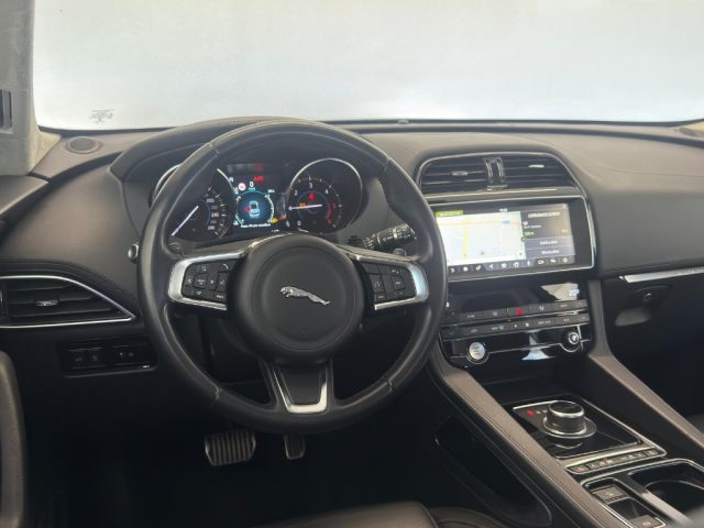 JAGUAR F-PACE 2.0 D 180 CV AUT. PRESTIGE - foto 9