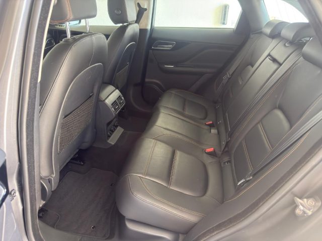 JAGUAR F-PACE 2.0 D 180 CV AUT. PRESTIGE - foto 12