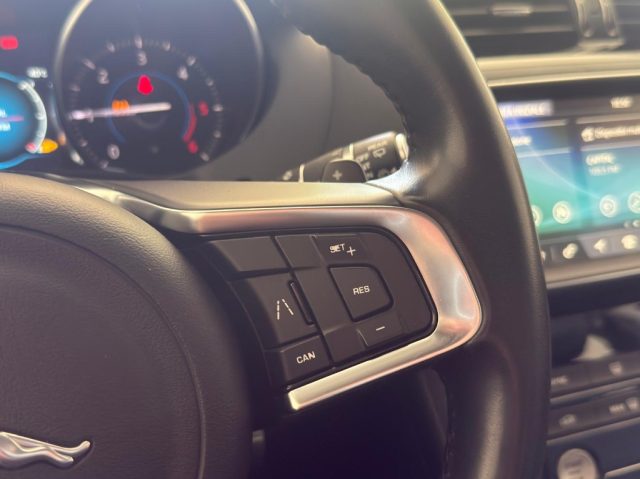 JAGUAR F-PACE 2.0 D 180 CV AUT. PRESTIGE - foto 16