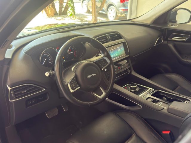 JAGUAR F-PACE 2.0 D 180 CV AUT. PRESTIGE - foto 19