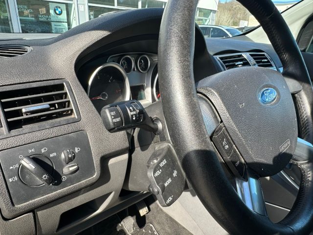 FORD KUGA 2.0 TDCI 136 CV 4WD TITANIUM DPF - foto 12