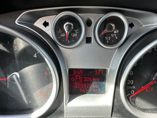 FORD KUGA 2.0 TDCI 136 CV 4WD TITANIUM DPF - foto 16