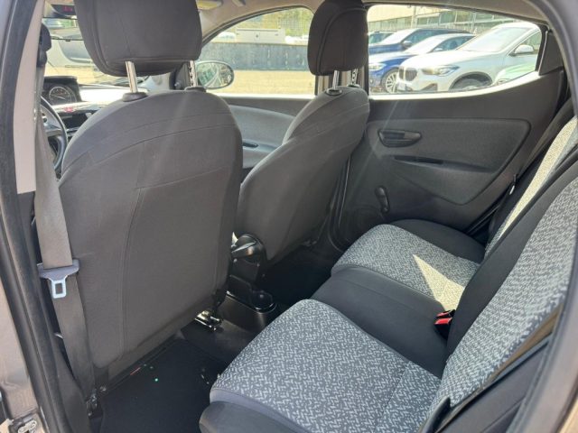LANCIA YPSILON 1.0 FIREFLY 5 PORTE S&S HYBRID E - foto 11